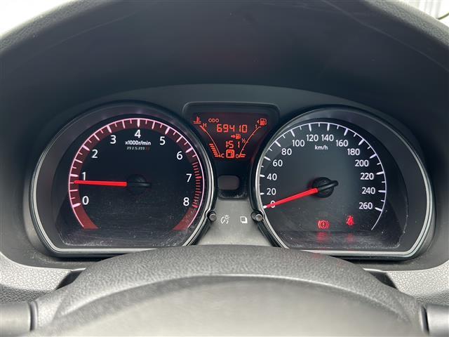 ノート ニスモ　Ｓ　５速ＭＴ　社外ナビ　ＣＤ　ＤＶＤ　ＢＴ　フルセグＴＶ　バックカメラ　ＥＴＣ　スマートキー　電動格納ミラー　ＬＥＤオートライト（24枚目）