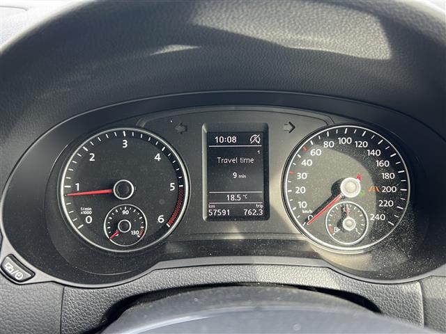 シャラン TDI ハイライン 1オナ 半革 BSM 電動リア ドラレコ ETC ルーフレール パドルシフト 電動パーキングブレーキ 純正フロアマット フルセグTV レーンキープアシスト 両側電動スライドドア 衝突軽減システム(32枚目)