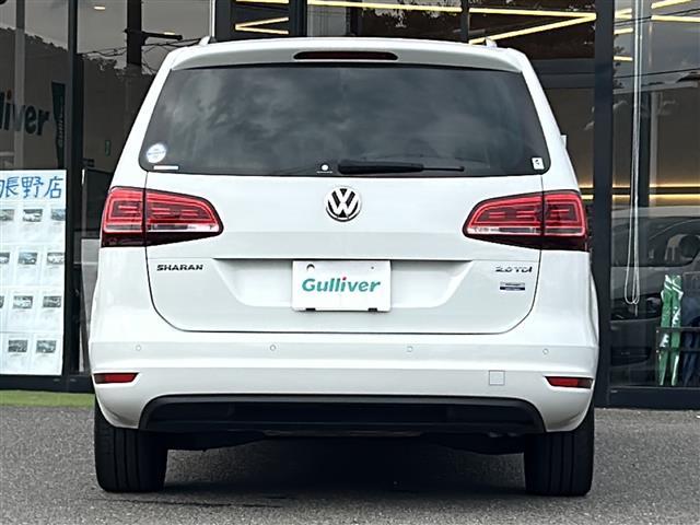 シャラン TDI ハイライン 1オナ 半革 BSM 電動リア ドラレコ ETC ルーフレール パドルシフト 電動パーキングブレーキ 純正フロアマット フルセグTV レーンキープアシスト 両側電動スライドドア 衝突軽減システム(37枚目)