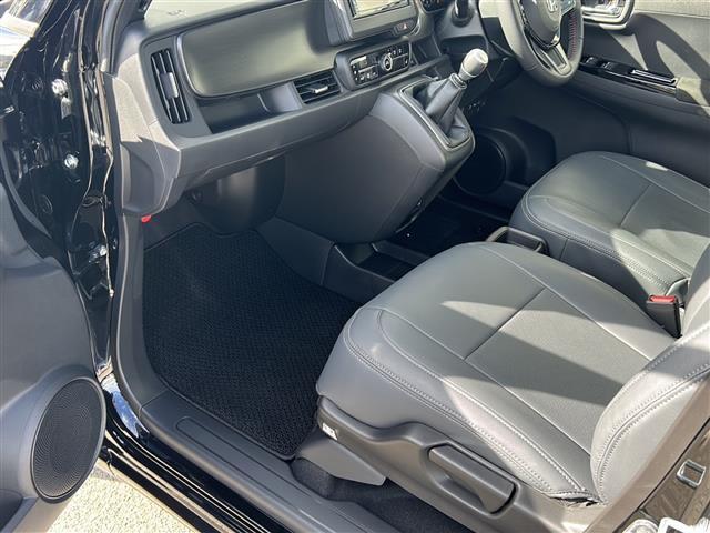 N-ONE RS ホンダセンシング 6MT carrozzeriaオーディオ Bカメラ CD DVD BT 電子パーキング シートヒーター レーダークルーズコントロール LEDヘッドライト オートホールド ドラレコ(15枚目)