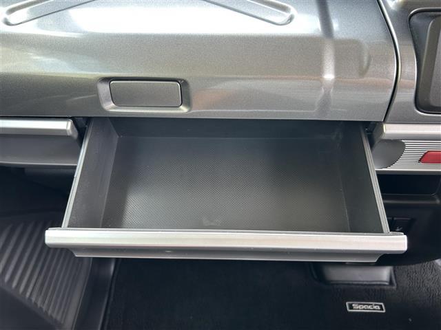 店舗にて現車の確認もいただけますので、お電話で在庫のご確認の上是非ご来店くださいませ！！！