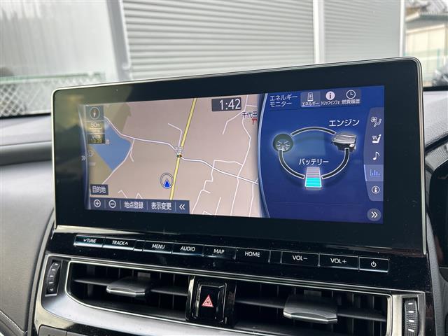 クラウンハイブリッド ＲＳ　リミテッドＩＩ　衝突軽減　１２．３型ナビ　全周囲カメラ　フルセグＴＶ　ＢＴ　ＣＤ　ＤＶＤ　レザーシート　パワーシート　シートヒーター　ベンチレーション　ＨＵＤ　ＢＳＭ　レーダークルーズコントロール　ＥＴＣ　ＬＥＤ（13枚目）