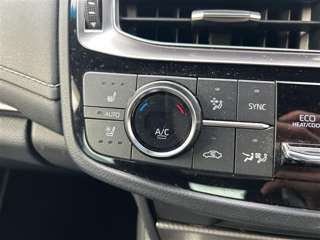 クラウンハイブリッド ＲＳ　リミテッドＩＩ　衝突軽減　１２．３型ナビ　全周囲カメラ　フルセグＴＶ　ＢＴ　ＣＤ　ＤＶＤ　レザーシート　パワーシート　シートヒーター　ベンチレーション　ＨＵＤ　ＢＳＭ　レーダークルーズコントロール　ＥＴＣ　ＬＥＤ（23枚目）