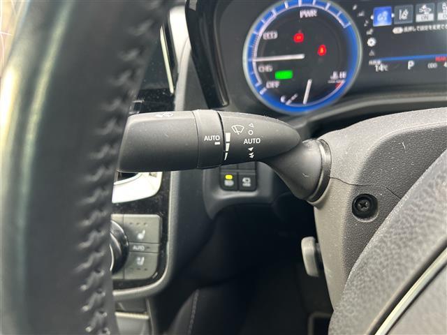 クラウンハイブリッド ＲＳ　リミテッドＩＩ　衝突軽減　１２．３型ナビ　全周囲カメラ　フルセグＴＶ　ＢＴ　ＣＤ　ＤＶＤ　レザーシート　パワーシート　シートヒーター　ベンチレーション　ＨＵＤ　ＢＳＭ　レーダークルーズコントロール　ＥＴＣ　ＬＥＤ（31枚目）