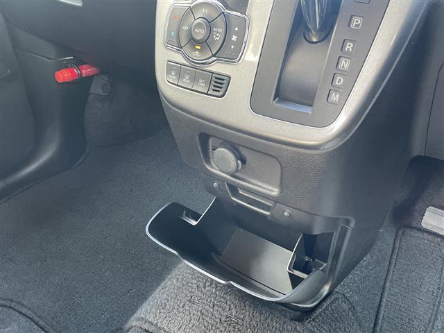 ソリオ ハイブリッドMZ 1オナ 8型ナビ デジタルインナミラー 全方位 ドライブレコーダー レーダークルーズコントロール シートヒーター オートライト 両側電動スライドドア 純正15インチアルミ 衝突軽減システム LED(14枚目)