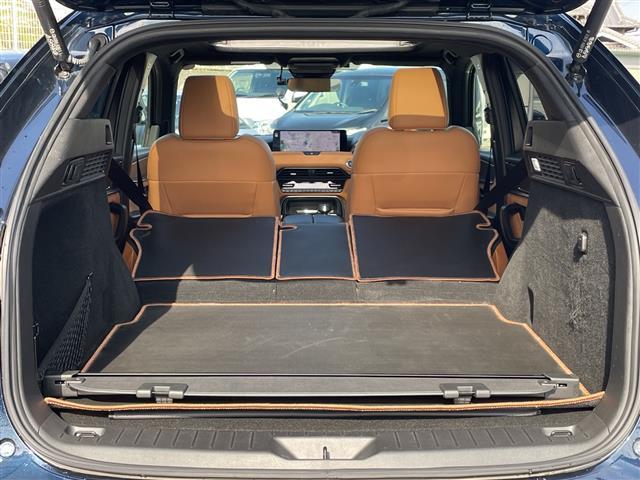 ＣＸ－６０ ＸＤ－ハイブリッド　プレミアムスポーツ　１オナ　サンルーフ　ＢＯＳＥ　全方位　温冷席　ヘッドアップディスプレイ　パワーバックドア　レーンキープアシスト　スマートブレーキサポート　ドラレコ　ステアリングヒーター　ＬＥＤ　ＥＴＣ　シートメモリ（32枚目）