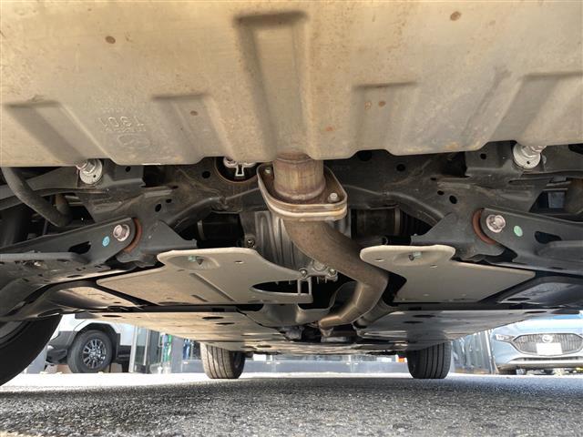 ＣＸ－６０ ＸＤ－ハイブリッド　プレミアムスポーツ　１オナ　サンルーフ　ＢＯＳＥ　全方位　温冷席　ヘッドアップディスプレイ　パワーバックドア　レーンキープアシスト　スマートブレーキサポート　ドラレコ　ステアリングヒーター　ＬＥＤ　ＥＴＣ　シートメモリ（33枚目）