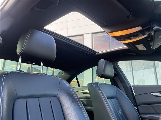 CLSクラス CLS220d AMGライン サンルーフ 黒革 全方位 BSM エアサス ETC レーダークルーズコントロール シートヒーター パワートランク 衝突軽減システム レーンキープアシスト ドラレコ USB オートライト ナビ LED(3枚目)