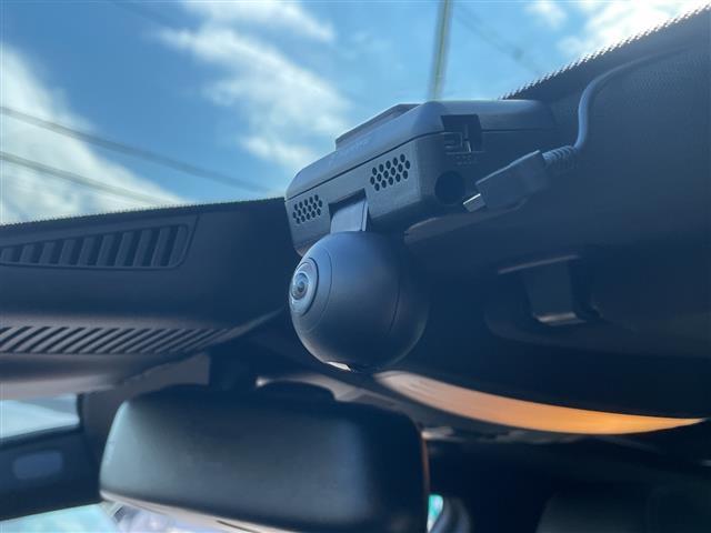 CLSクラス CLS220d AMGライン サンルーフ 黒革 全方位 BSM エアサス ETC レーダークルーズコントロール シートヒーター パワートランク 衝突軽減システム レーンキープアシスト ドラレコ USB オートライト ナビ LED(20枚目)