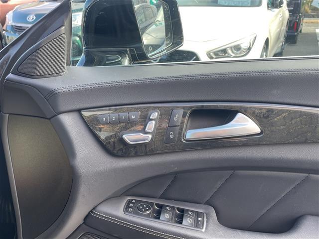 CLSクラス CLS220d AMGライン サンルーフ 黒革 全方位 BSM エアサス ETC レーダークルーズコントロール シートヒーター パワートランク 衝突軽減システム レーンキープアシスト ドラレコ USB オートライト ナビ LED(21枚目)