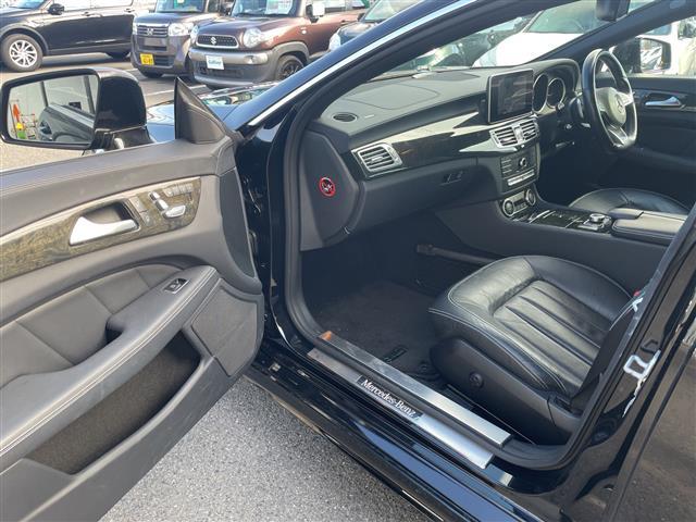 CLSクラス CLS220d AMGライン サンルーフ 黒革 全方位 BSM エアサス ETC レーダークルーズコントロール シートヒーター パワートランク 衝突軽減システム レーンキープアシスト ドラレコ USB オートライト ナビ LED(23枚目)