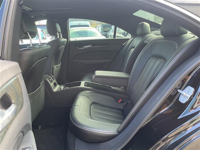 CLSクラス CLS220d AMGライン サンルーフ 黒革 全方位 BSM エアサス ETC レーダークルーズコントロール シートヒーター パワートランク 衝突軽減システム レーンキープアシスト ドラレコ USB オートライト ナビ LED(29枚目)