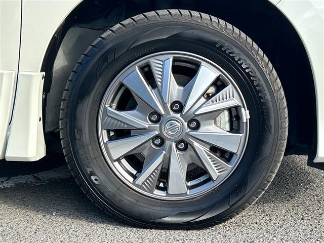 セレナ e-パワー ハイウェイスターV 純正9型ナビ アラウンドビューモニター フルセグTV CD DVD Bluetooth プロパイロット スマートルームミラー 電動パーキング 両側パワースライドドア ETC 前後ドラレコ 床下ラゲッジ(32枚目)