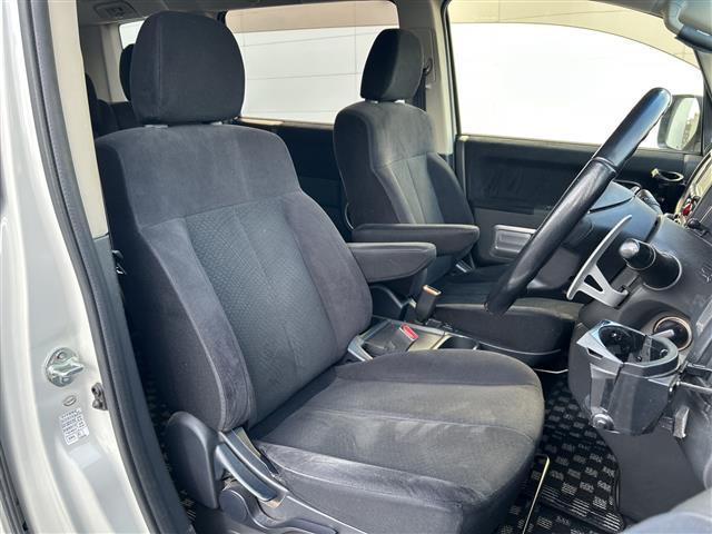 デリカD:5 D パワーパッケージ アルパインフリップダウンモニター シートヒーター オートクルーズコントロール 両側パワースライドドア 前後ドラレコ ETC フルセグTV Bluetooth CD DVD バックカメラ 8人乗り(18枚目)