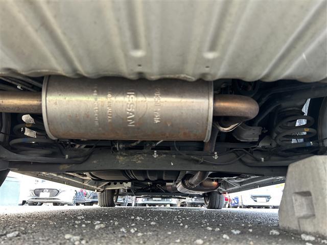 セレナ ハイウェイスター　Ｖセレ＋セーフティ　ＳＨＶ　Ａセフ　１オーナー　エマージェンシーブレーキ　社外ナビ　フリップダウンモニター　バックカメラ　両側パワースライドドア　クルコン　ＥＴＣ　ＬＥＤオートライト　ＣＤ　ＤＶＤ　ＢＴ　ＴＶ（40枚目）