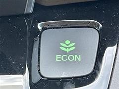 【　ＥＣＯモード　】ＥＣＯスイッチを押すとバルブタイミングや点火位置の制御など省燃費モードで走行してくれ、メーター内に表示されます♪ 7