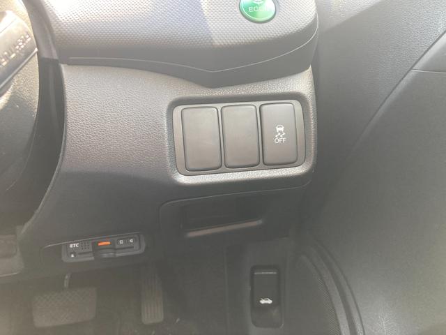 インサイトエクスクルーシブ XL インターナビセレクト TV ナビ バックカメラ ETC アルミホイール パドルシフト クルーズコントロール フォグライト キーレスエントリー スマートキー(76枚目)