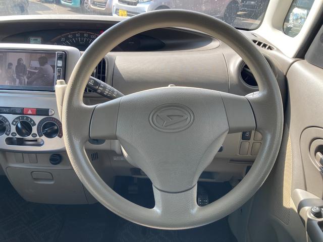 タント Ｘ　ＥＴＣ　電動スライドドア　ナビ　ＴＶ　スマートキー　ベンチシート　ＣＶＴ　盗難防止システム　ＡＢＳ　ＣＤ　Ｂｌｕｅｔｏｏｔｈ　衝突安全ボディ　エアコン　パワーステアリング　パワーウィンドウ（4枚目）