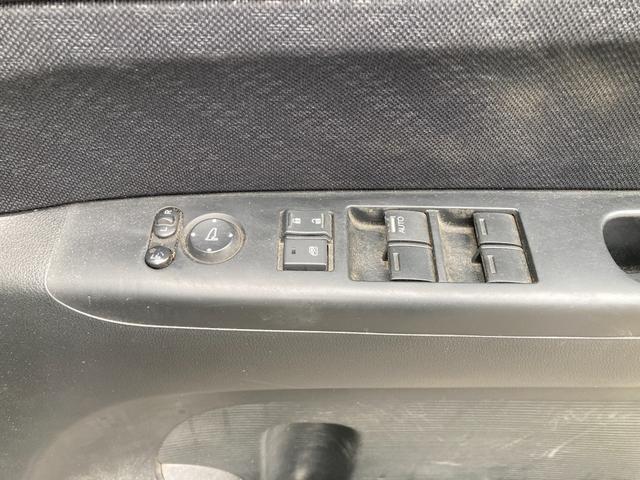 Ｎ－ＢＯＸカスタム Ｇ・Ｌパッケージ　バックカメラ　両側スライド・片側電動　ナビ　ＴＶ　オートライト　ＨＩＤ　スマートキー　アイドリングストップ　電動格納ミラー　ベンチシート　ＣＶＴ　盗難防止システム　ＡＢＳ　ＥＳＣ　ＣＤ　ＤＶＤ再生（15枚目）