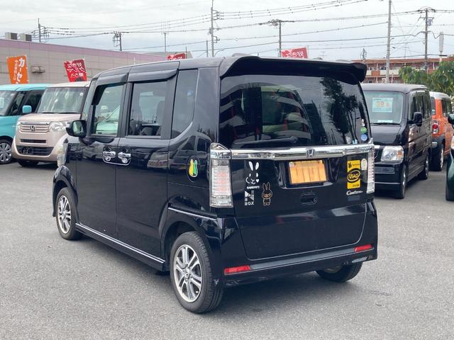 Ｎ－ＢＯＸカスタム Ｇ・Ｌパッケージ　バックカメラ　両側スライド・片側電動　ナビ　ＴＶ　オートライト　ＨＩＤ　スマートキー　アイドリングストップ　電動格納ミラー　ベンチシート　ＣＶＴ　盗難防止システム　ＡＢＳ　ＥＳＣ　ＣＤ　ＤＶＤ再生（21枚目）