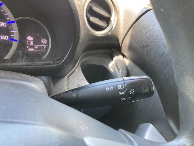 スペーシア Ｇリミテッド　ＥＴＣ　両側スライド・片側電動　レーンアシスト　衝突被害軽減システム　スマートキー　アイドリングストップ　電動格納ミラー　シートヒーター　ベンチシート　ＣＶＴ　盗難防止システム　ＡＢＳ　ＥＳＣ（12枚目）