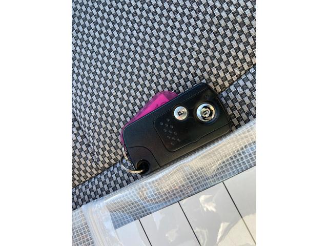 当店のお車をご覧いただきましてありがとうございます。お車についてのご質問やお見積りのご依頼、ご購入にあたってのご相談などお気軽にお問い合わせ下さい！