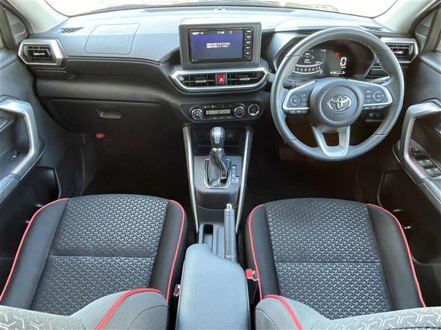 ライズ Ｚ　純正ナビ　バックカメラ　ＴＶ　Ｂｌｕｅｔｏｏｔｈ　ＢＳＭ　ＲＣＴＡ　ＥＴＣ　スマートアシスト　シートヒーター　ＬＥＤヘッド＆シーケンシャル　純正アルミ１７　サイドエアバッグ　スマートキー　禁煙車（2枚目）
