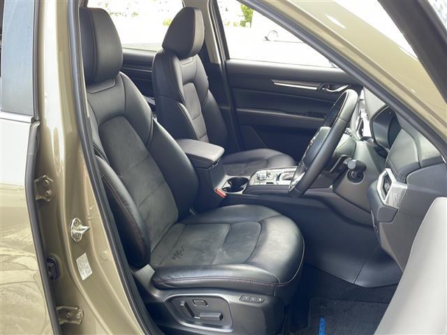 ＣＸ－５ ２０Ｓ　ブラックトーンエディション　純正ＤＡ　衝突軽減　レーンキープ　アラウンドビューモニター　追従クルコン　コーナーセンサー　パワーバックドア　ＢＯＳＥプレミアムサウンド　置くだけ充電　ＥＴＣ　純正ドラレコ前　ヒートシーター（23枚目）