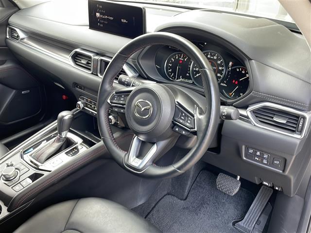 ＣＸ－５ ２０Ｓ　ブラックトーンエディション　純正ＤＡ　衝突軽減　レーンキープ　アラウンドビューモニター　追従クルコン　コーナーセンサー　パワーバックドア　ＢＯＳＥプレミアムサウンド　置くだけ充電　ＥＴＣ　純正ドラレコ前　ヒートシーター（24枚目）