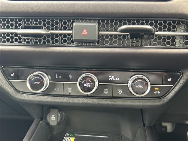 ZR-V e:HEV Z 純正ナビ BOSEスピーカー レーダークルーズコントロール パドルシフト ETC2.0 ドライブレコーダー 全方位カメラ シートメモリー コーナーセンサー シートヒーター オートハイビーム SOS通報(12枚目)