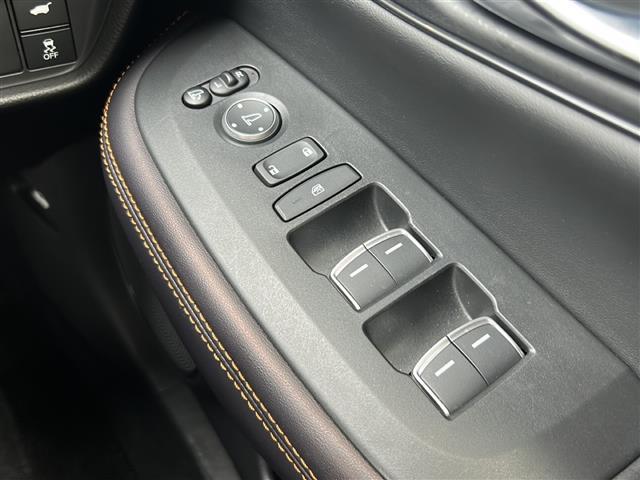 ZR-V e:HEV Z 純正ナビ BOSEスピーカー レーダークルーズコントロール パドルシフト ETC2.0 ドライブレコーダー 全方位カメラ シートメモリー コーナーセンサー シートヒーター オートハイビーム SOS通報(14枚目)