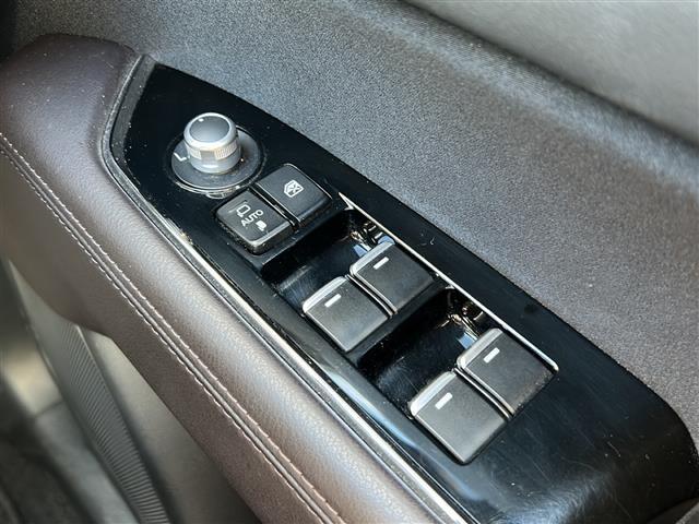 ＣＸ－８ ＸＤプロアクティブ　純正ナビ　シートヒーター　電動リアゲート　ＥＴＣ　ハンドルヒーター　コーナーセンサー　衝突軽減ブレーキ　ブラインドスポットモニター　ヘッドアップディスプレイ　オートホールド　オートハイビーム（17枚目）