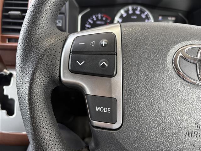 ハイエースワゴン ＧＬ　アルパインナビ／後席モニター　片側パワスラ　パイオニアスピーカー　衝突軽減　レーンキープ　コーナーセンサー前後　全方位　１００Ｖ充電　ドラレコ前後　ＥＴＣ　デジタルインナーミラー　社外マット（14枚目）