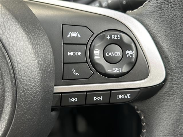 ライズ Z レーダークルーズコントロール 寒冷地仕様 コーナーセンサー バックカメラ オートハイビーム オートライト オートホールド スマートキー ステアリングリモコン アイドリングストップ レーンキープ USB(9枚目)