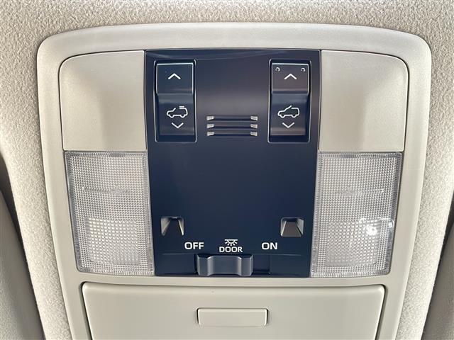 ランドクルーザープラド ＴＸ　Ｌパッケージ　マットブラックエディション　レーダークルーズコントロール　ドライブレコーダー　サンルーフ　ＬＥＤヘッドライト　レーンキープアシスト　シートヒーター　エアシート　バックカメラ　ＥＴＣ　レザーシート　パワーシート　オートハイビーム（19枚目）