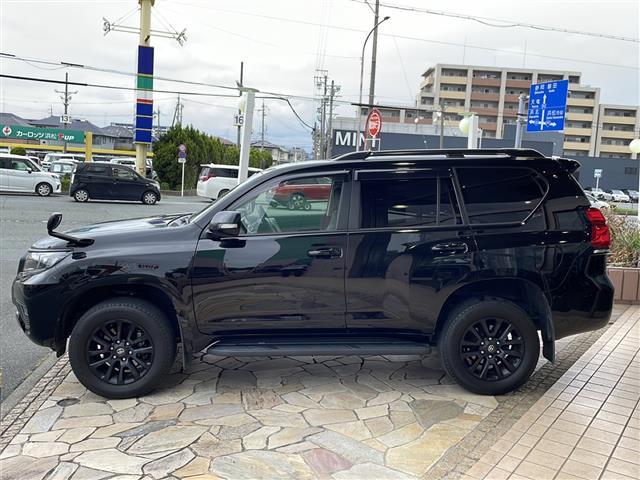 ランドクルーザープラド ＴＸ　Ｌパッケージ　マットブラックエディション　レーダークルーズコントロール　ドライブレコーダー　サンルーフ　ＬＥＤヘッドライト　レーンキープアシスト　シートヒーター　エアシート　バックカメラ　ＥＴＣ　レザーシート　パワーシート　オートハイビーム（38枚目）
