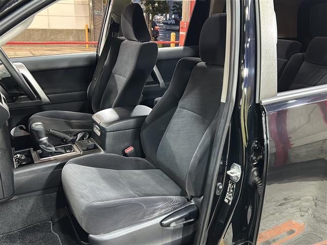 ランドクルーザープラド TX 純正ナビ(AM FM CD DVD フルセグ SD Bluetooth)トヨタセーフティセンス レーダークルーズコントロール バックカメラ コーナーセンサー ドライブレコーダー MTモード付きAT(17枚目)