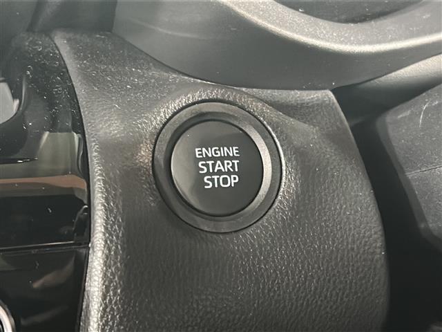 ヤリスクロス Z ウルバーノ 純正ナビ レーダークルーズコントロール レーンキープアシスト プリクラッシュセーフティー パノラミックビューモニター ステアリングヒーター パワーシート シートヒーター SOSコール ステリも ETC(15枚目)