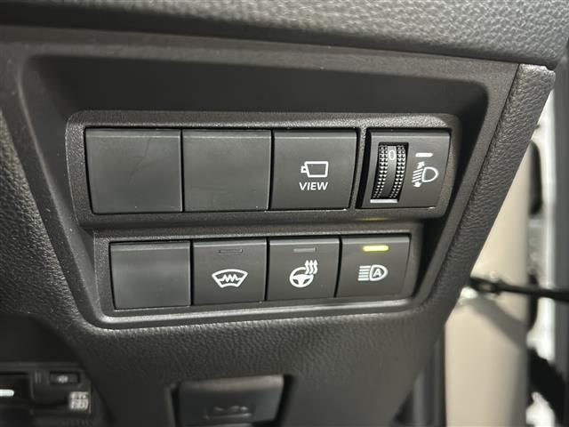 ヤリスクロス Z ウルバーノ 純正ナビ レーダークルーズコントロール レーンキープアシスト プリクラッシュセーフティー パノラミックビューモニター ステアリングヒーター パワーシート シートヒーター SOSコール ステリも ETC(17枚目)