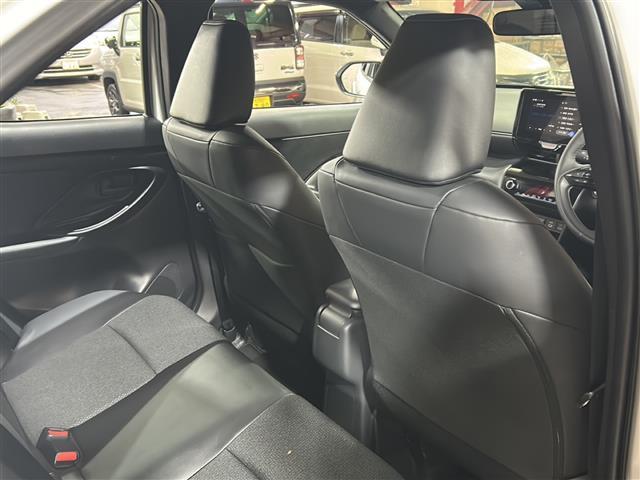 ヤリスクロス Z ウルバーノ 純正ナビ レーダークルーズコントロール レーンキープアシスト プリクラッシュセーフティー パノラミックビューモニター ステアリングヒーター パワーシート シートヒーター SOSコール ステリも ETC(25枚目)