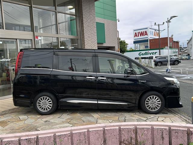 エスクァイア ハイブリッドGi 純正ナビ(AM FM フルセグ SD )レザーシート D+N席シートヒーター ETC バックカメラ クルーズコントロール テレビキャンセラー オートマチックハイビーム オートライト(9枚目)