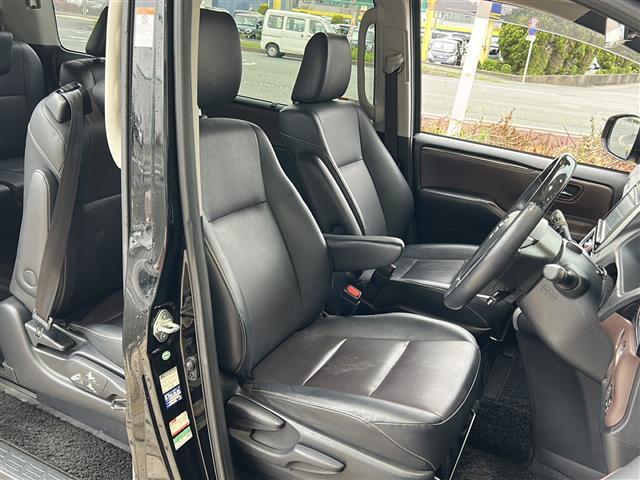 エスクァイア ハイブリッドGi 純正ナビ(AM FM フルセグ SD )レザーシート D+N席シートヒーター ETC バックカメラ クルーズコントロール テレビキャンセラー オートマチックハイビーム オートライト(13枚目)