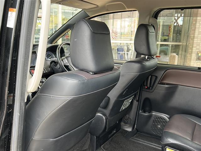 エスクァイア ハイブリッドGi 純正ナビ(AM FM フルセグ SD )レザーシート D+N席シートヒーター ETC バックカメラ クルーズコントロール テレビキャンセラー オートマチックハイビーム オートライト(19枚目)