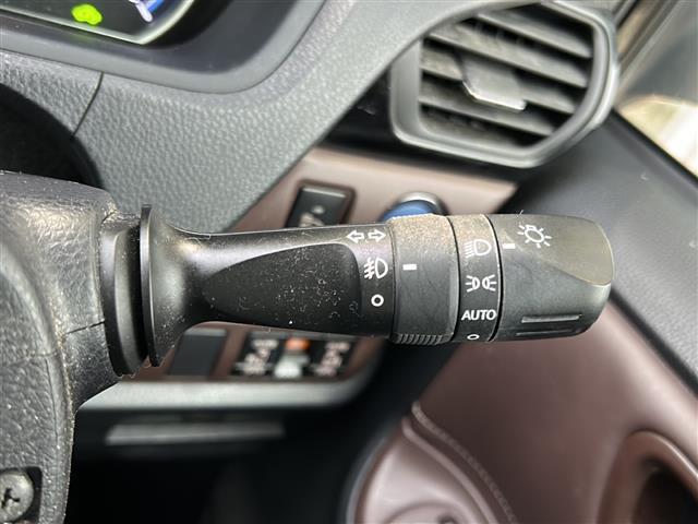 エスクァイア ハイブリッドGi 純正ナビ(AM FM フルセグ SD )レザーシート D+N席シートヒーター ETC バックカメラ クルーズコントロール テレビキャンセラー オートマチックハイビーム オートライト(33枚目)