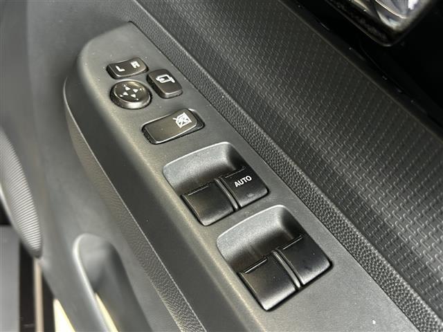 アルトラパン Xセレクション シートヒーター アイドリングストップ プッシュスタート スマートキー バックカメラ 純正フロアマット 純正アルミホイール オートエアコン フォグランプ パワーステアリング パワーウィンドウ(13枚目)