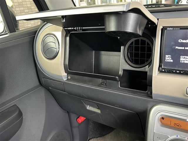 アルトラパン Xセレクション シートヒーター アイドリングストップ プッシュスタート スマートキー バックカメラ 純正フロアマット 純正アルミホイール オートエアコン フォグランプ パワーステアリング パワーウィンドウ(14枚目)