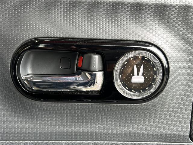 アルトラパン Xセレクション シートヒーター アイドリングストップ プッシュスタート スマートキー バックカメラ 純正フロアマット 純正アルミホイール オートエアコン フォグランプ パワーステアリング パワーウィンドウ(16枚目)