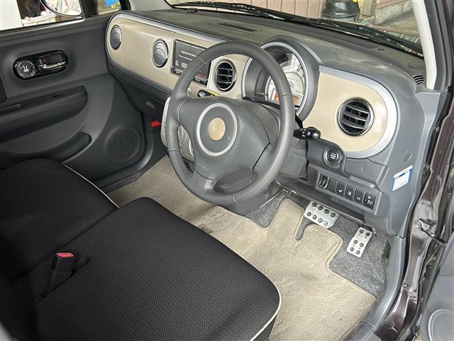 アルトラパン Xセレクション シートヒーター アイドリングストップ プッシュスタート スマートキー バックカメラ 純正フロアマット 純正アルミホイール オートエアコン フォグランプ パワーステアリング パワーウィンドウ(17枚目)