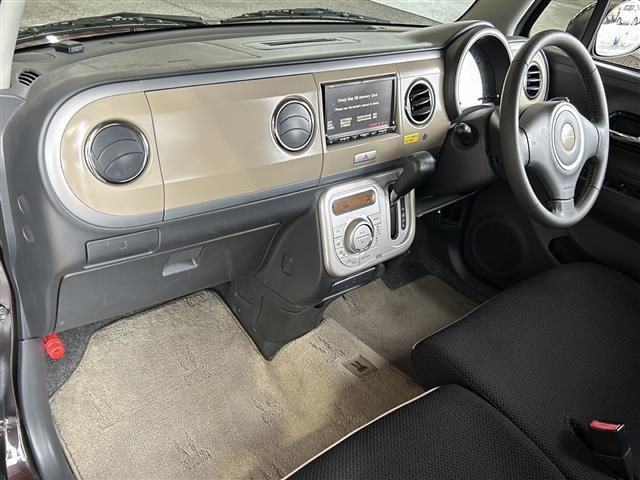 アルトラパン Xセレクション シートヒーター アイドリングストップ プッシュスタート スマートキー バックカメラ 純正フロアマット 純正アルミホイール オートエアコン フォグランプ パワーステアリング パワーウィンドウ(19枚目)