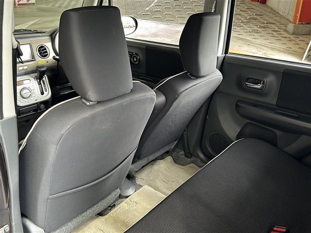 アルトラパン Xセレクション シートヒーター アイドリングストップ プッシュスタート スマートキー バックカメラ 純正フロアマット 純正アルミホイール オートエアコン フォグランプ パワーステアリング パワーウィンドウ(23枚目)